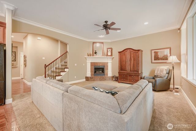 1001 S 38th Court, Renton, WA 98055