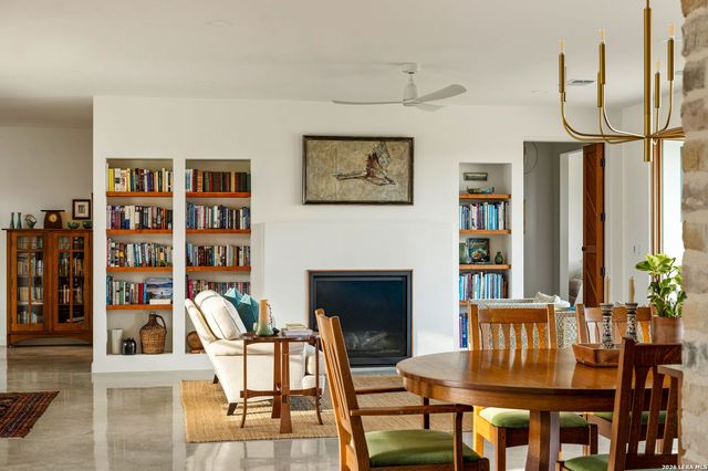 1808 Axis Circle, Fredericksburg, TX 78624