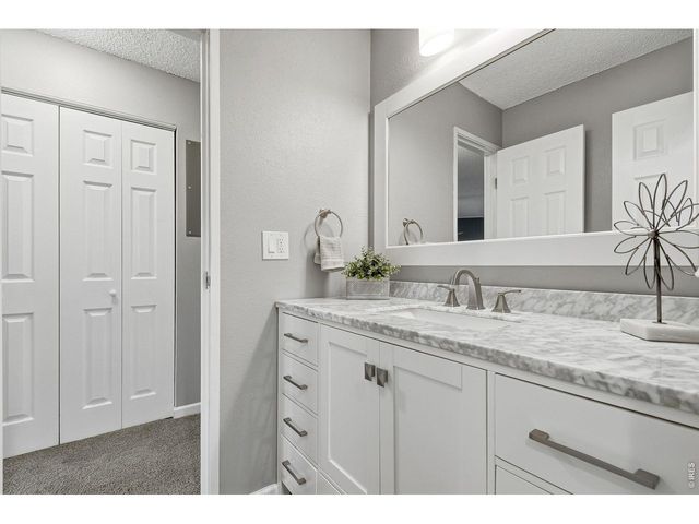 3240 Iris Ave g-205, Boulder, CO 80301