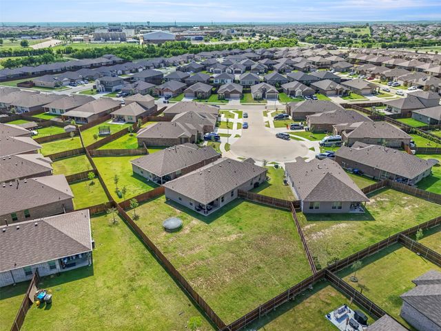 5405 N Wind Lane, Fort Worth, TX 76179