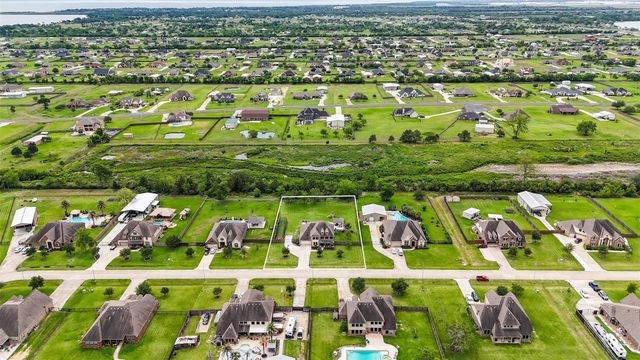 4502 Sunrise Road, Baytown, TX 77523