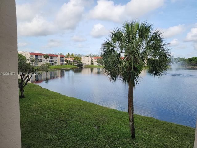 2931 E Sunrise Lakes Drive 205, Sunrise, FL 33322