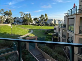 120 The Village 208, Redondo Beach, CA 90277