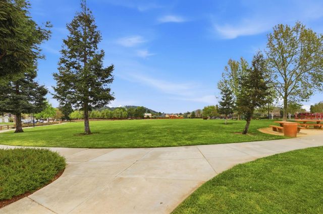 1510 Dovetail Way, Gilroy, CA 95020