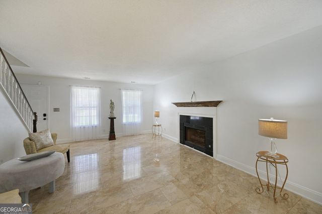 135 Creekview Drive, Newnan, GA 30263