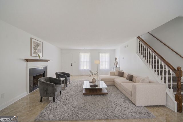 135 Creekview Drive, Newnan, GA 30263
