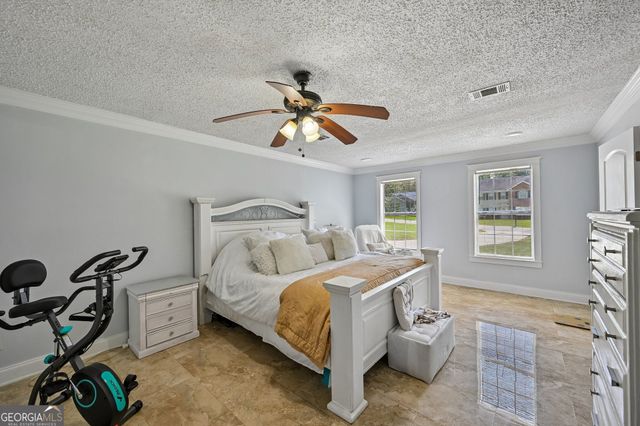 135 Creekview Drive, Newnan, GA 30263