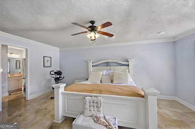 135 Creekview Drive, Newnan, GA 30263