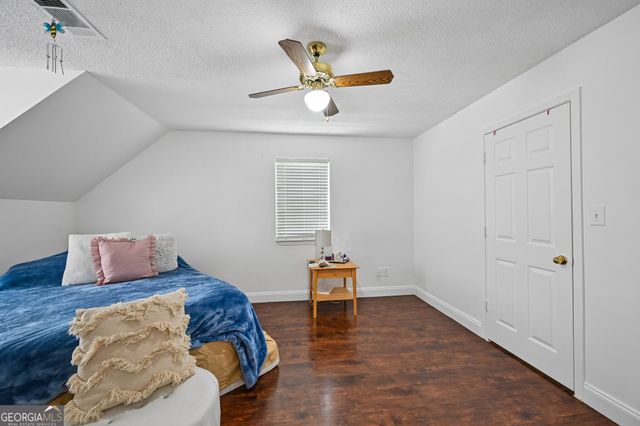 135 Creekview Drive, Newnan, GA 30263