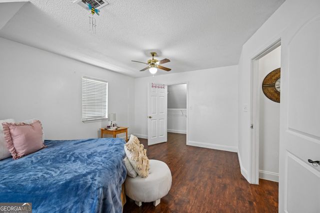 135 Creekview Drive, Newnan, GA 30263