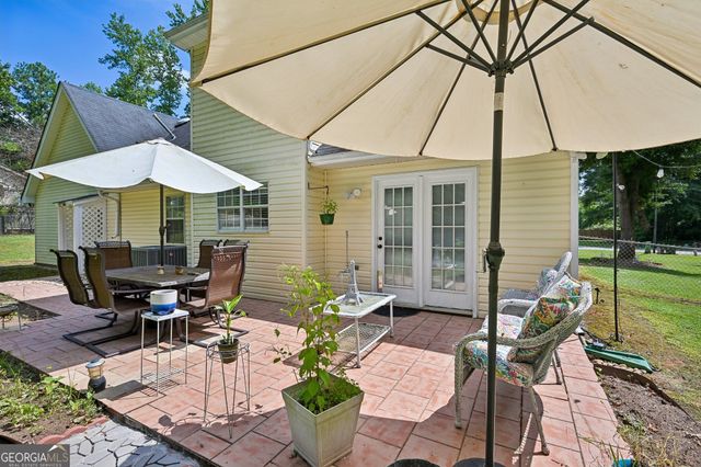 135 Creekview Drive, Newnan, GA 30263