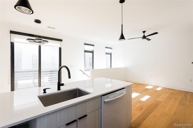 1652 Bagley Street, Detroit, MI 48216