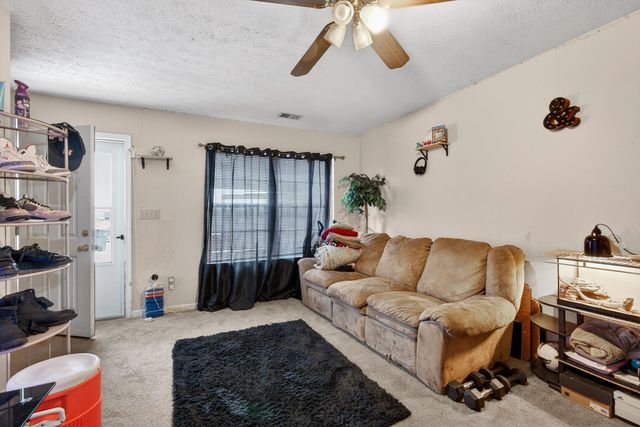 2806 Hanna Place, Lexington, KY 40509