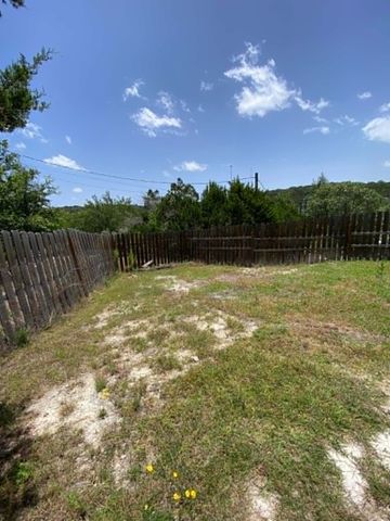 112 Serenity Lane, Kerrville, TX 78028