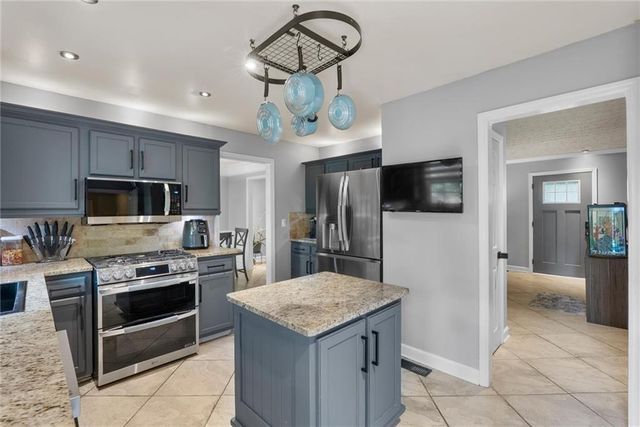 123 Grayland Hills Court, Lawrenceville, GA 30046
