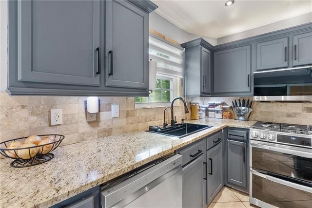 123 Grayland Hills Court, Lawrenceville, GA 30046