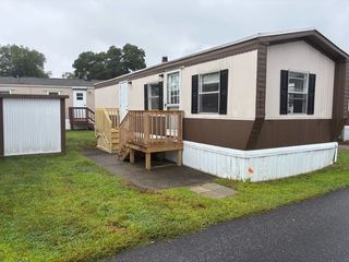 557 Southwest Cutoff 109, Worcester, MA 01607