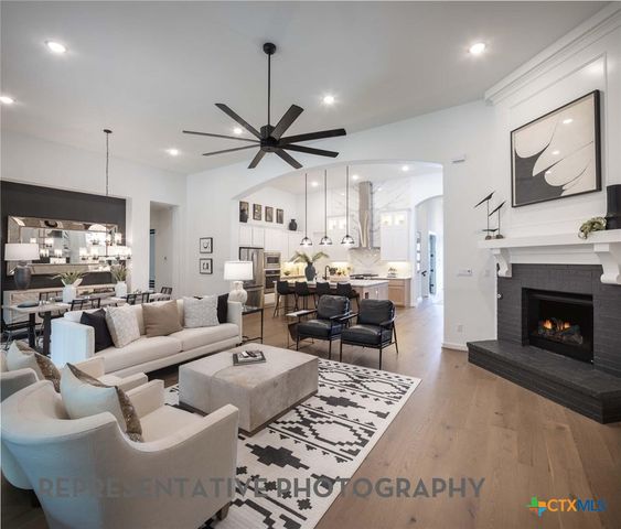 6992 Hallie Hunt, Schertz, TX 78154
