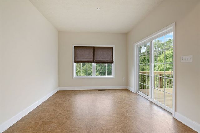 685 Freedom Drive, Collier Twp, PA 15106