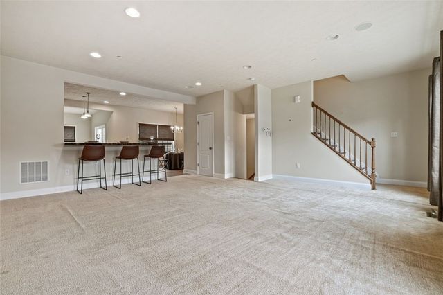 685 Freedom Drive, Collier Twp, PA 15106