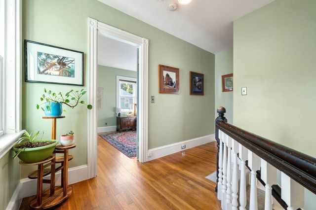 46 Sycamore St, Boston, MA 02131