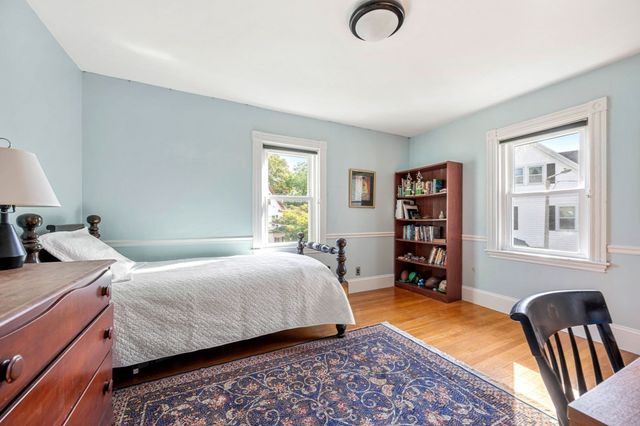46 Sycamore St, Boston, MA 02131