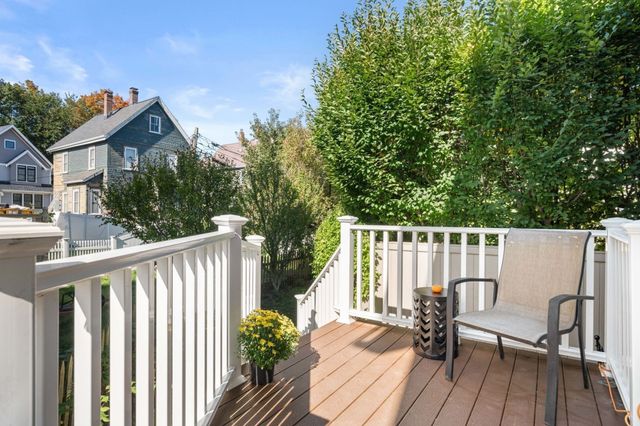 46 Sycamore St, Boston, MA 02131