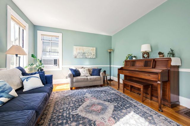 46 Sycamore St, Boston, MA 02131