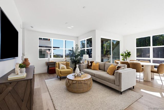 1001 32nd St 4, San Diego, CA 92102