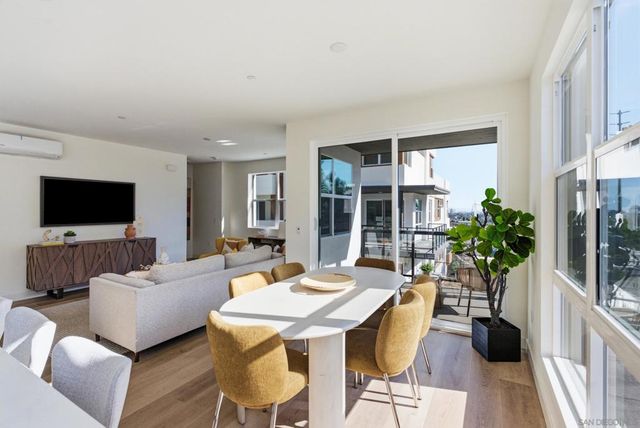 1001 32nd St 4, San Diego, CA 92102