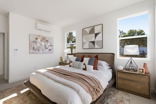 1001 32nd St 4, San Diego, CA 92102
