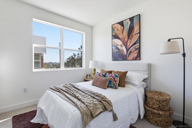1001 32nd St 4, San Diego, CA 92102