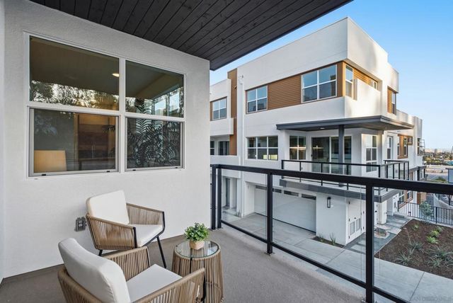 1001 32nd St 4, San Diego, CA 92102