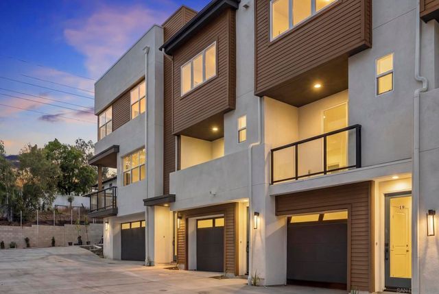 1001 32nd St 4, San Diego, CA 92102