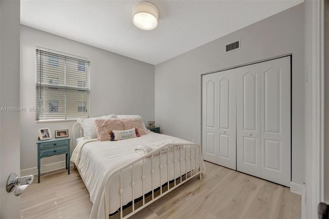 7588 SW 102nd St 203, Pinecrest, FL 33156