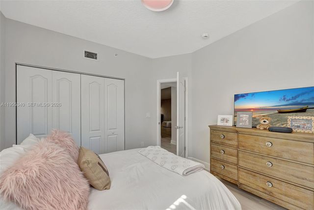 7588 SW 102nd St 203, Pinecrest, FL 33156