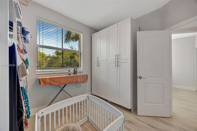 7588 SW 102nd St 203, Pinecrest, FL 33156