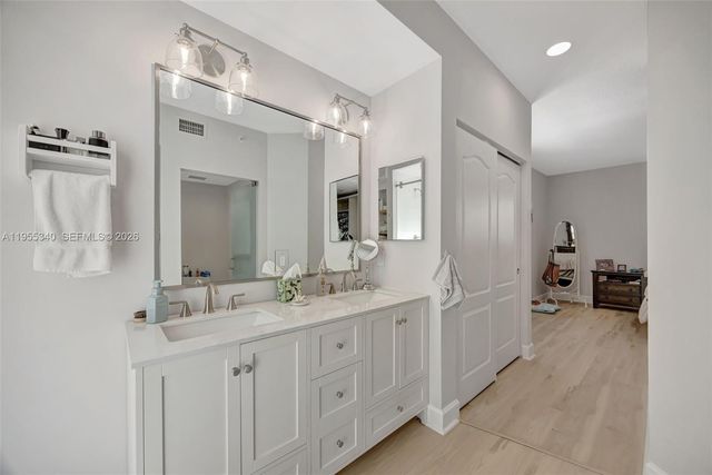 7588 SW 102nd St 203, Pinecrest, FL 33156