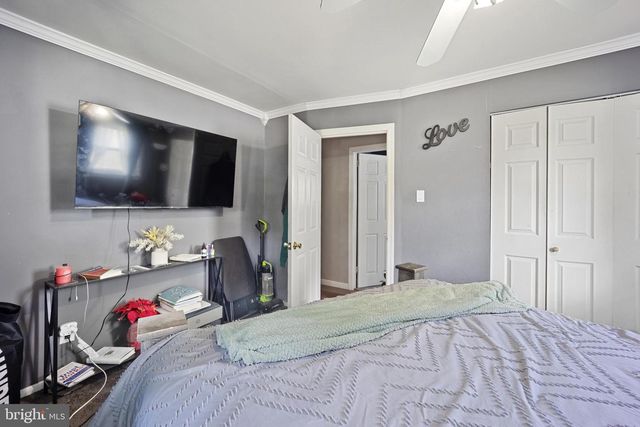 186 FORD AVE, West Deptford, NJ 08096