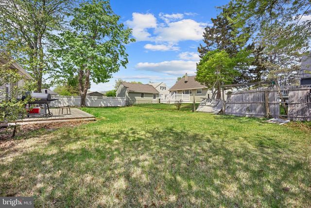 186 FORD AVE, West Deptford, NJ 08096