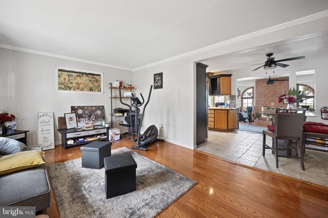186 FORD AVE, West Deptford, NJ 08096