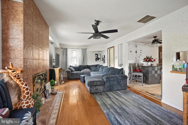 186 FORD AVE, West Deptford, NJ 08096