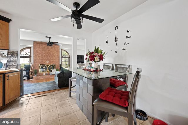 186 FORD AVE, West Deptford, NJ 08096