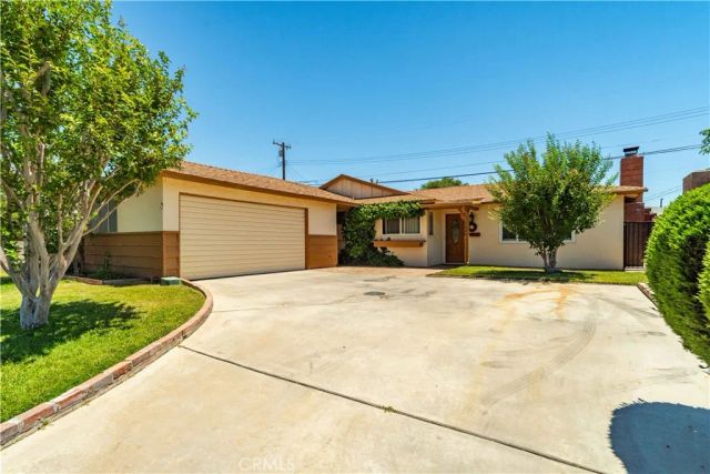 1026 W Avenue J9, Lancaster, CA 93534
