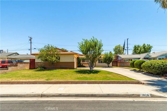 1026 W Avenue J9, Lancaster, CA 93534