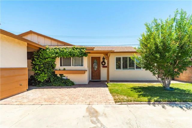 1026 W Avenue J9, Lancaster, CA 93534