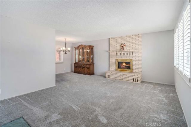1026 W Avenue J9, Lancaster, CA 93534