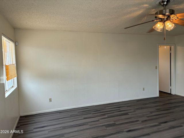 7215 W VOGEL Avenue, Peoria, AZ 85345