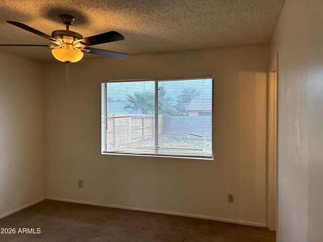 7215 W VOGEL Avenue, Peoria, AZ 85345