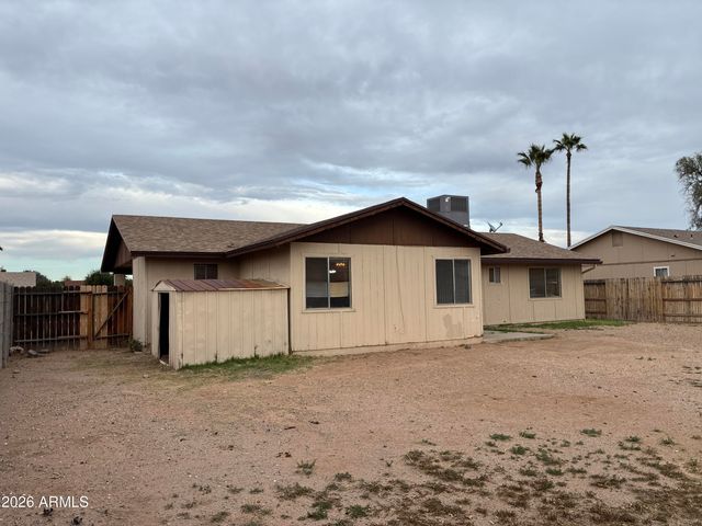 7215 W VOGEL Avenue, Peoria, AZ 85345